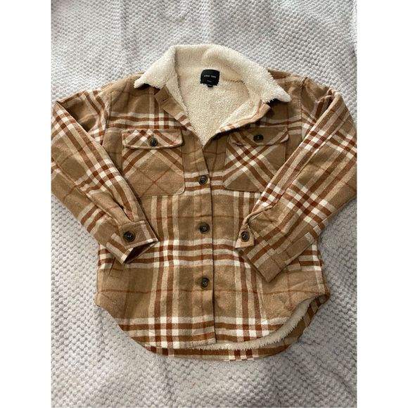 Love tree Sherpa lined flannel - Picture 1 of 3